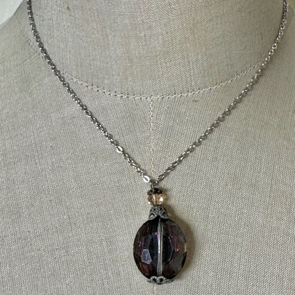 Faceted Glass Pendant Necklace with Antiqued Filigree Detail